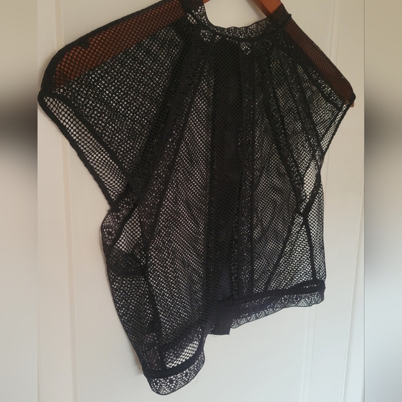 🖤 Victoria’s Secret Black Lace Top – Sexy & Elegant Women's Blouse - Picture 7 of 7